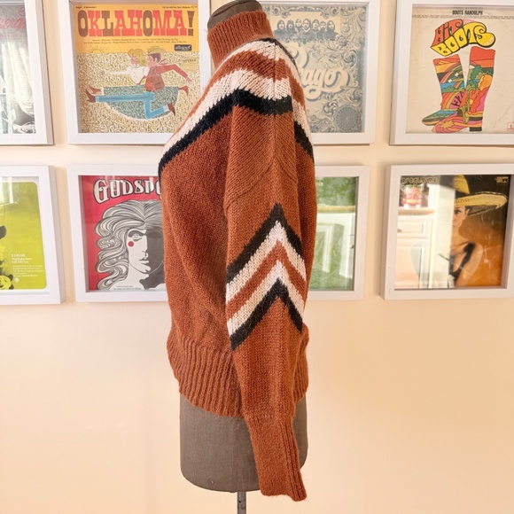 Retro Look Cozy Rust Chevron Knit Mohair Sweater - Picture 3 of 11